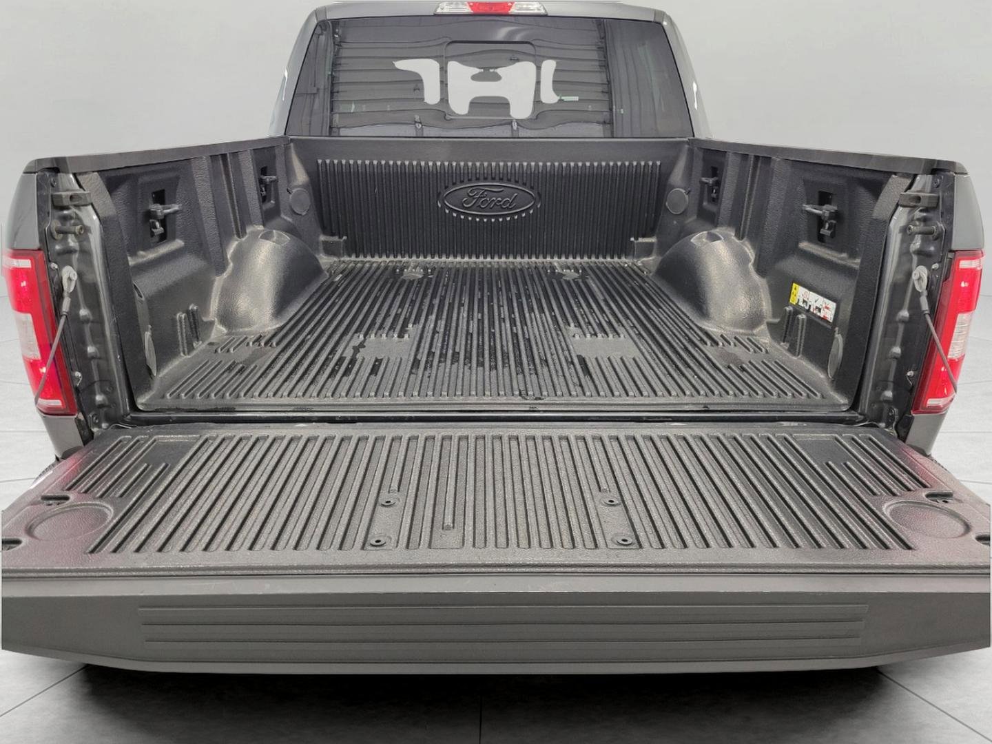 Used 2019 Ford F150 XLT w/ Equipment Group 302A Luxury AWD/4WD image 16
