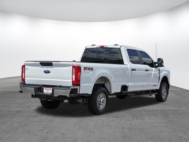 Used 2024 Ford F350 XL w/ FX4 Off-Road Package AWD/4WD image 4