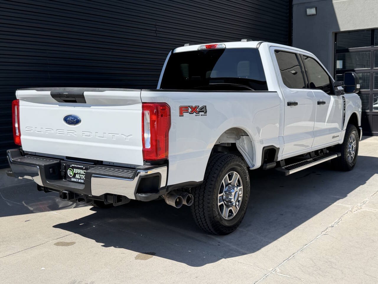 Used 2025 Ford F350 XLT w/ FX4 Off-Road Package AWD/4WD image 11