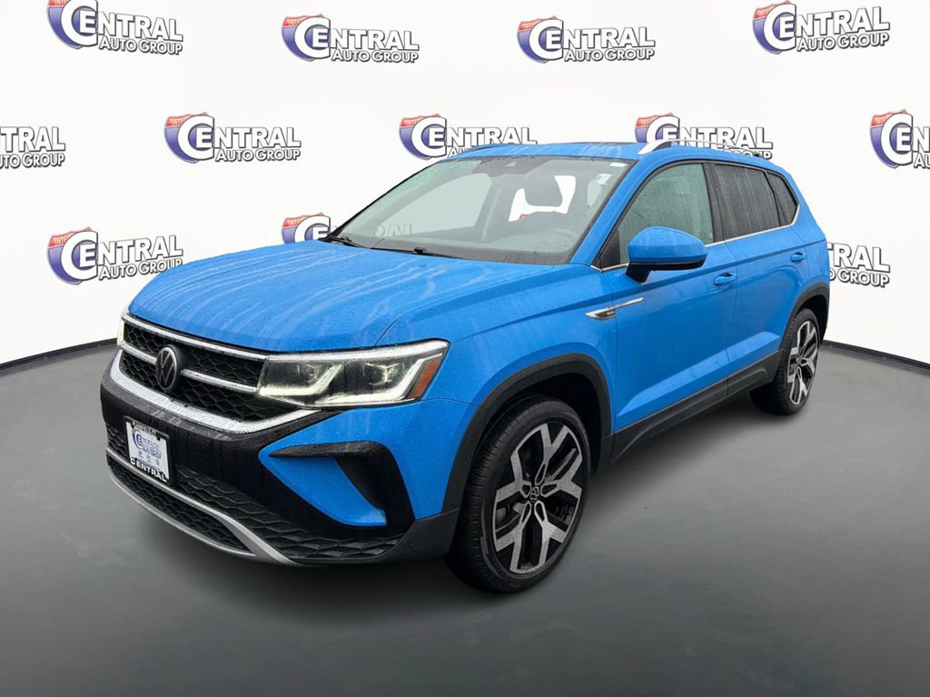 Used 2022 Volkswagen Taos SEL w/ Panoramic Sunroof Package image 1