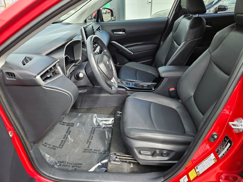 Certified 2022 Toyota Corolla Cross XLE w/ Black Badges Package (TMS) AWD/4WD image 23