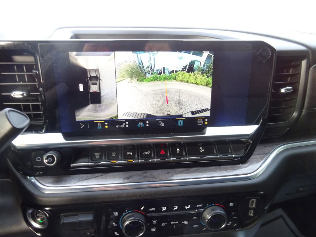 Certified 2024 Chevrolet Silverado 2500 LTZ w/ LTZ Plus Package image 32