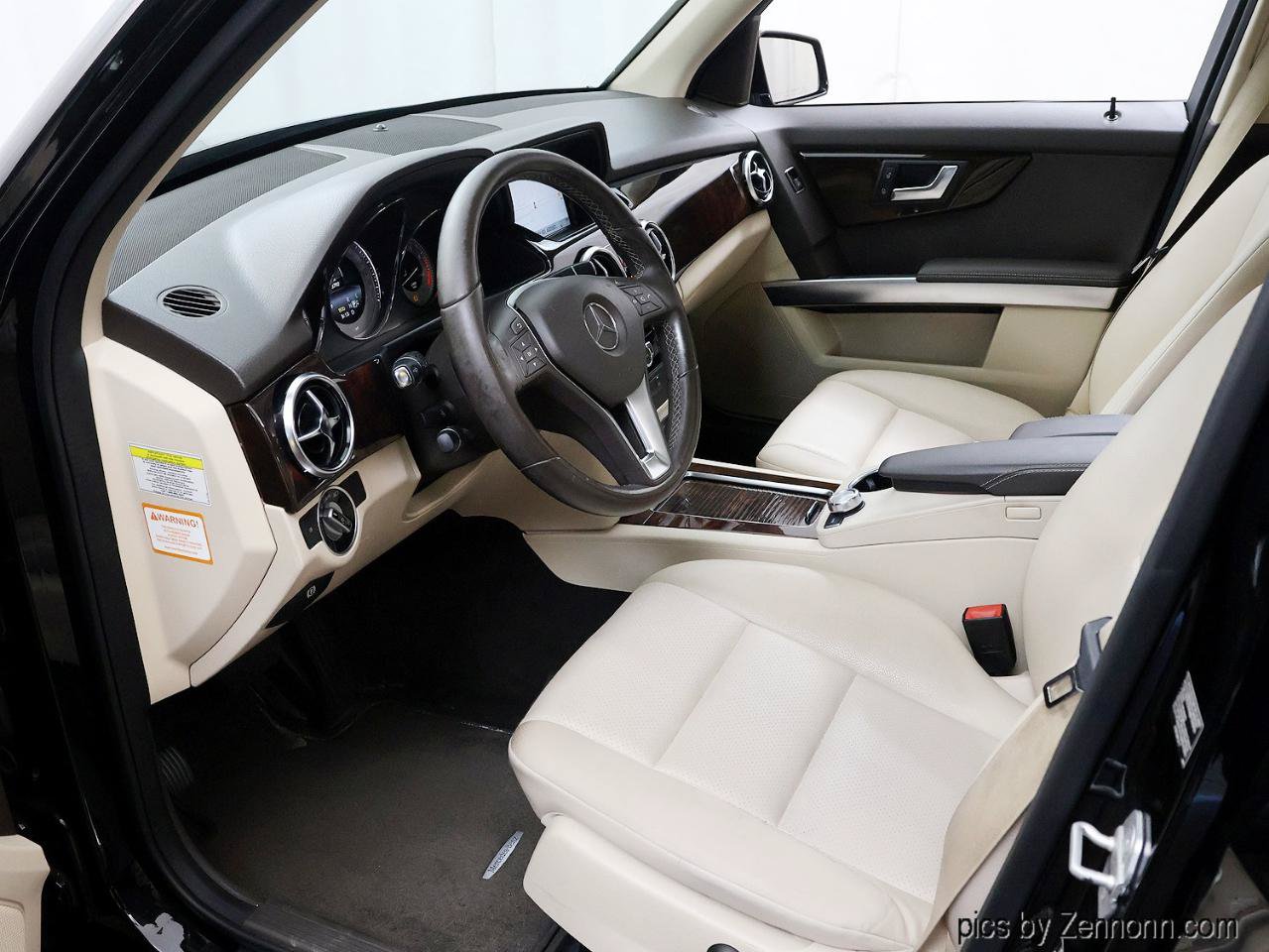 Used 2014 Mercedes-Benz GLK 350 4MATIC w/ Premium 1 Package image 8