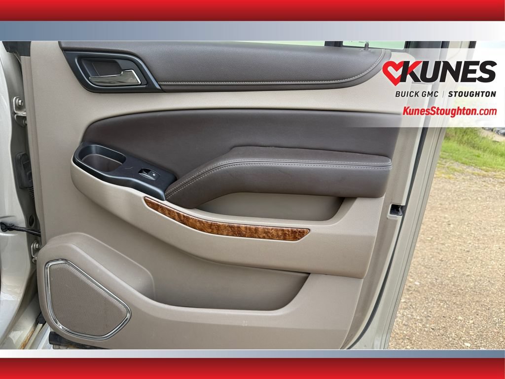 Used 2015 Chevrolet Suburban LTZ AWD/4WD image 38