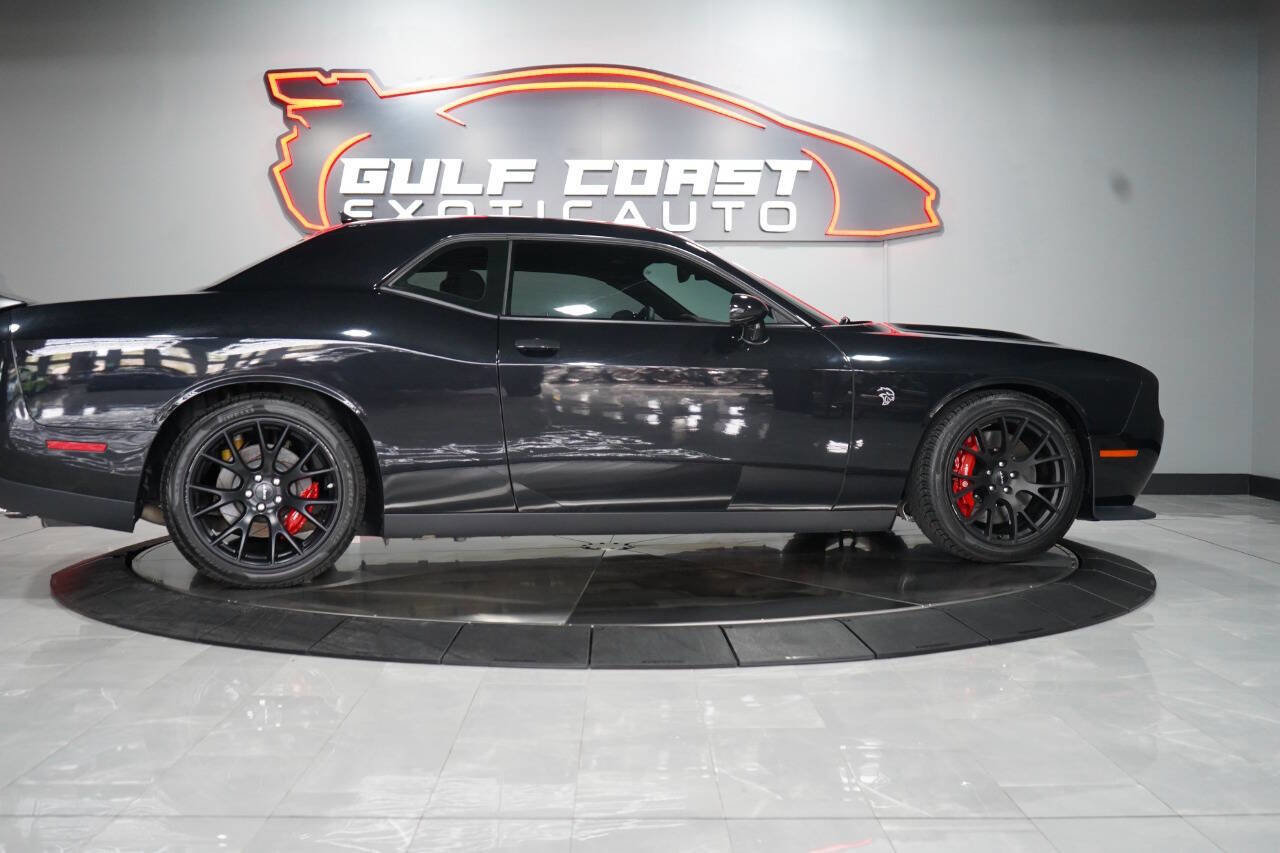 Used 2015 Dodge Challenger SRT Hellcat image 14