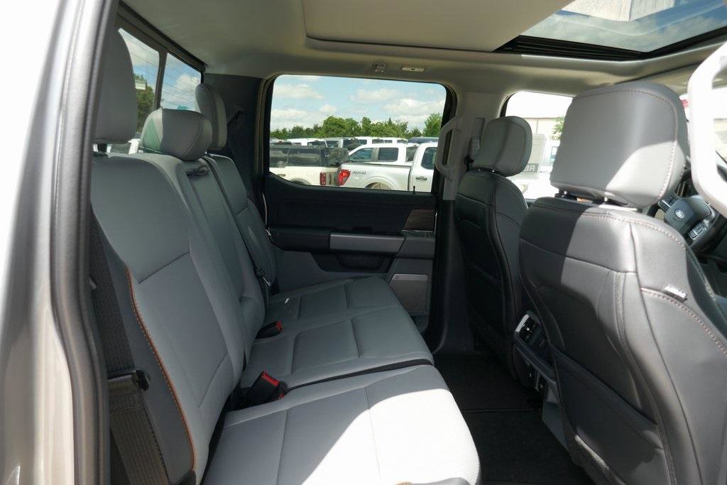 New 2025 Ford F150 Lariat w/ Equipment Group 501A Mid image 13