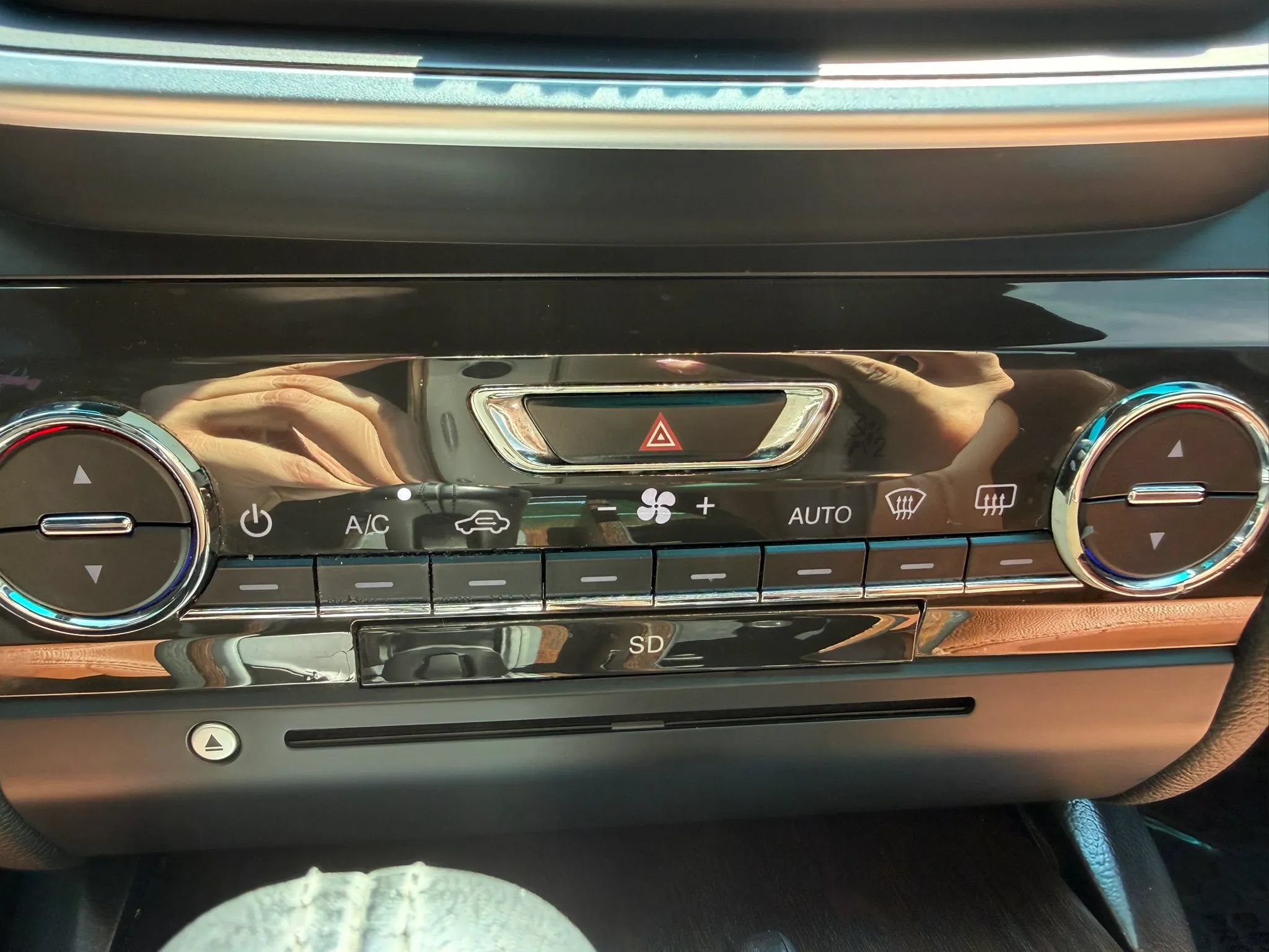 Used 2016 Maserati Ghibli S RWD image 28