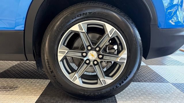 Used 2025 Chevrolet Blazer LT AWD/4WD image 11