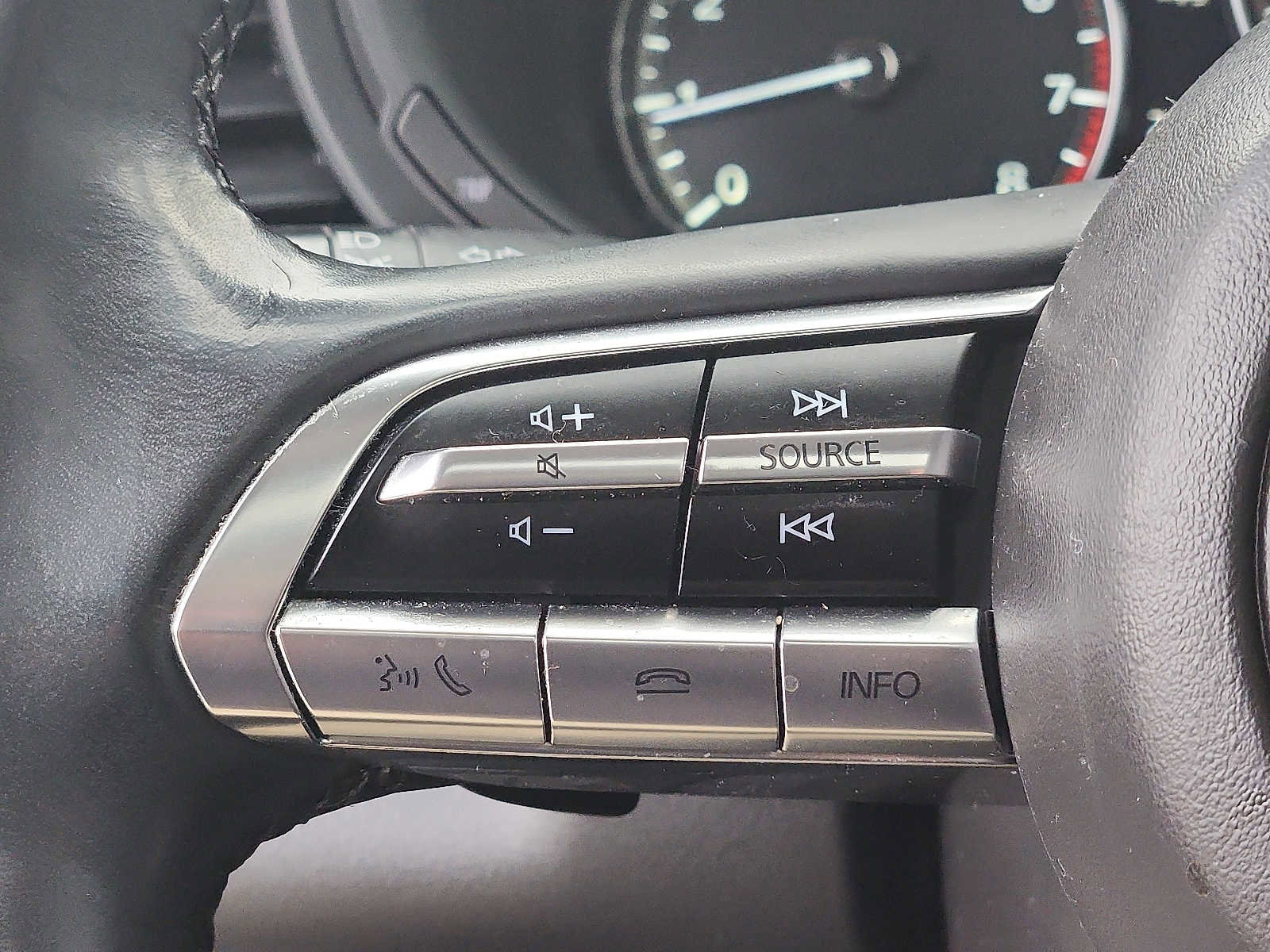 Used 2021 MAZDA CX-30 AWD 2.5 S w/ Premium Package image 21