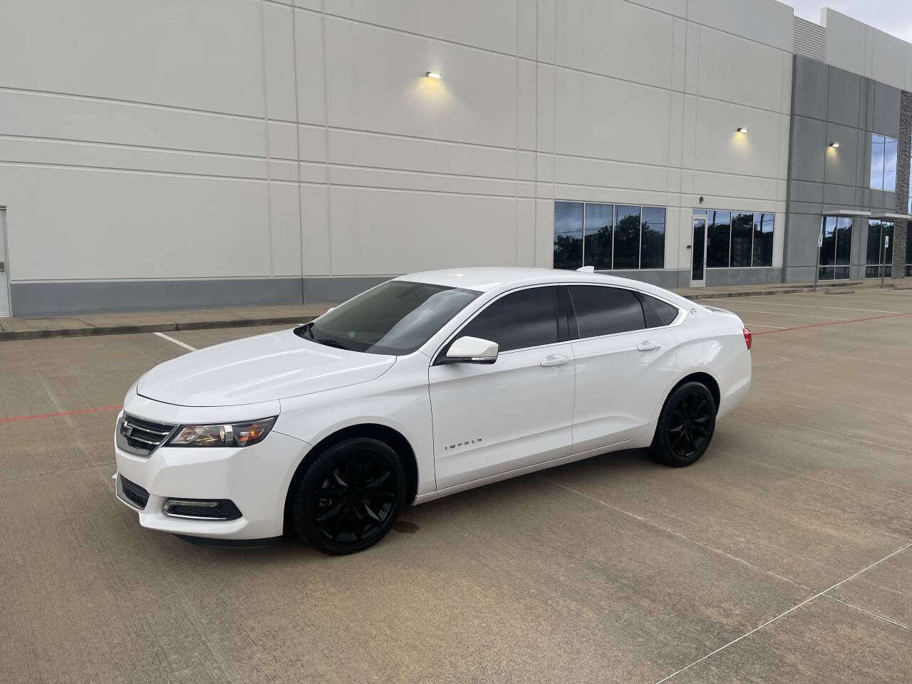 Used 2020 Chevrolet Impala LT FWD image 9