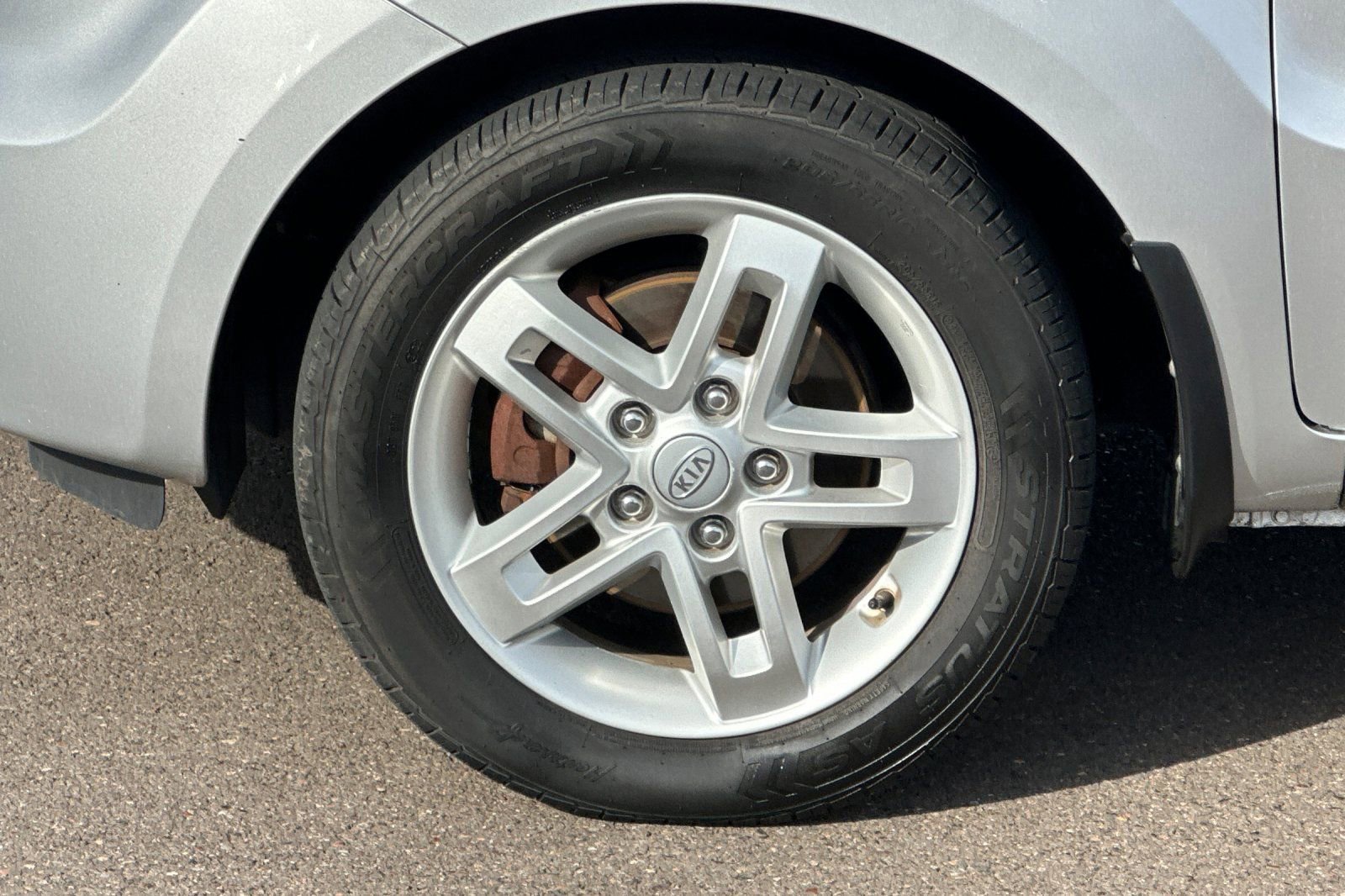 Used 2011 Kia Soul + w/ Audio Pkg image 24