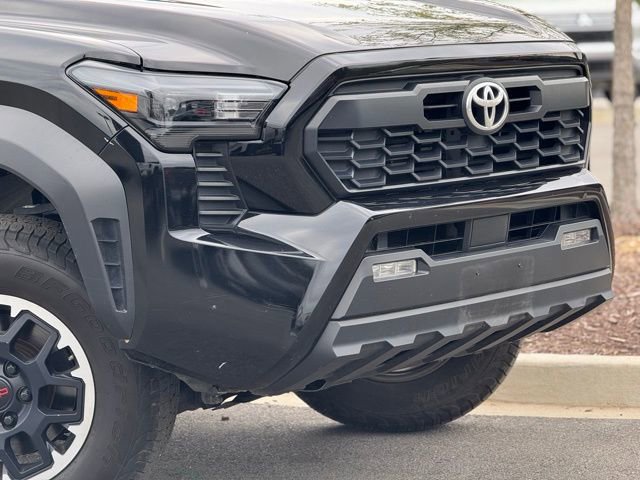 Used 2024 Toyota Tacoma TRD Off-Road image 3