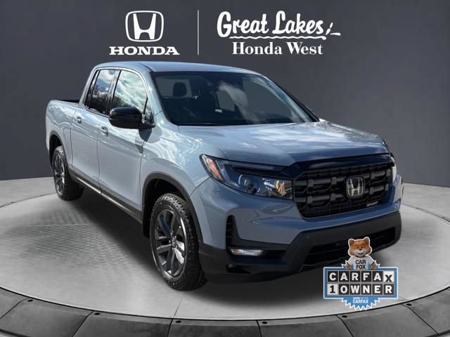 Used 2025 Honda Ridgeline Sport image 2