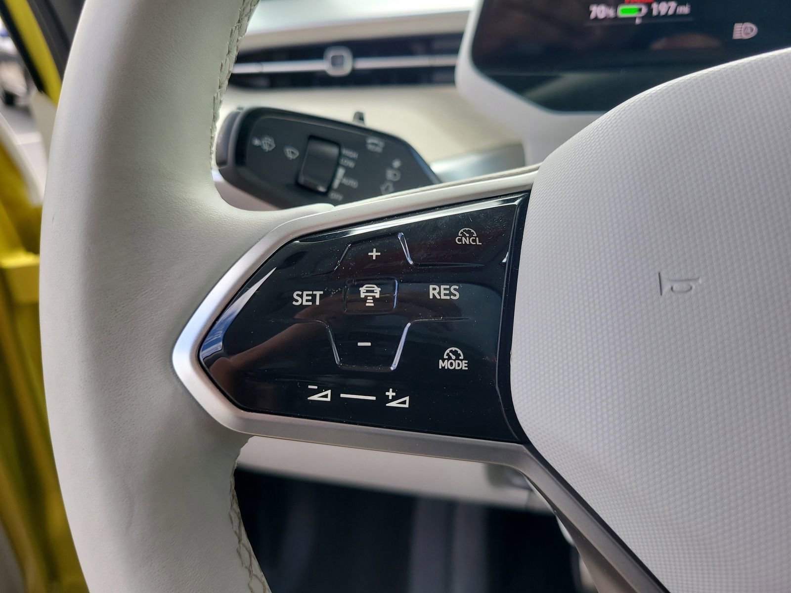 Certified 2025 Volkswagen ID. Buzz 1st Edition image 27