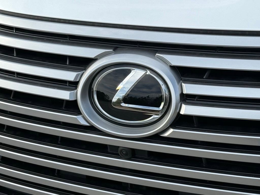 New 2026 Lexus LX 700h Luxury image 7