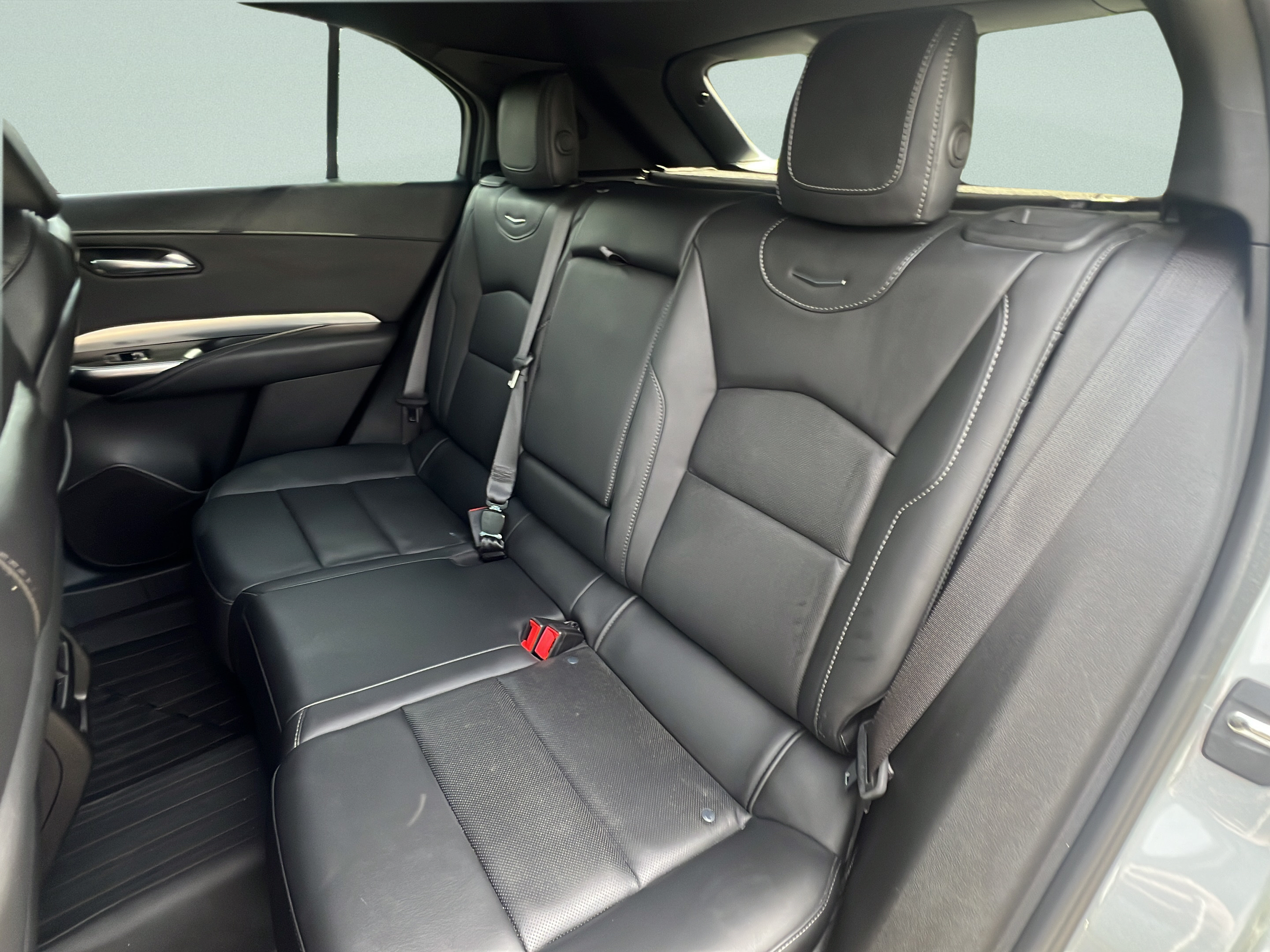 Used 2023 Cadillac XT4 Premium Luxury AWD/4WD image 10