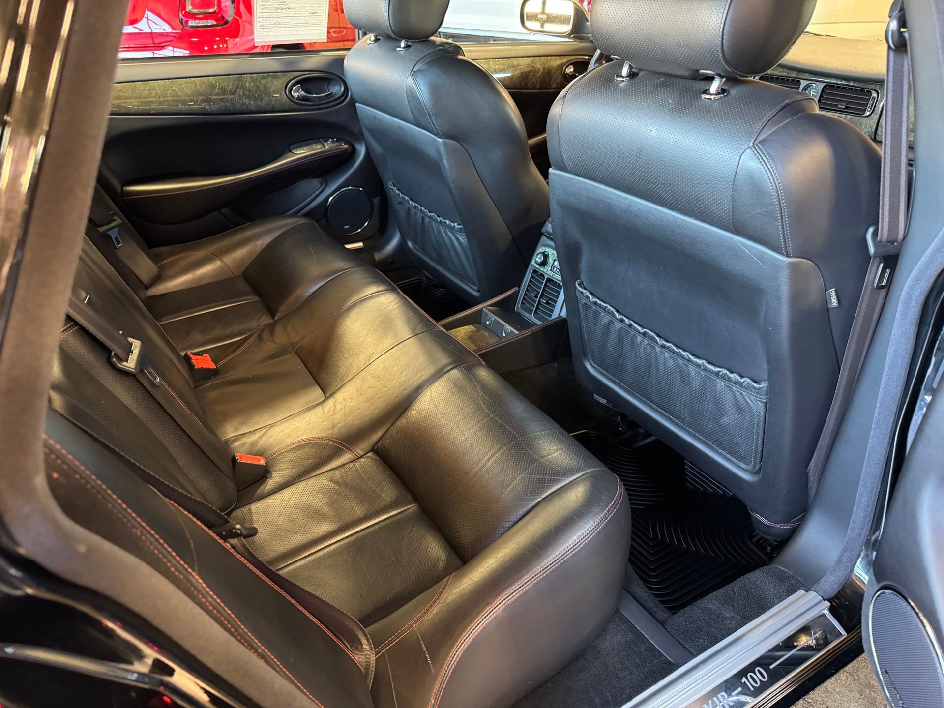 Used 2002 Jaguar XJ8 image 20