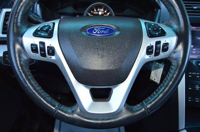 Used 2013 Ford Explorer XLT AWD/4WD image 20