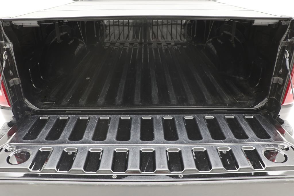 Used 2023 RAM 1500 Limited w/ Body Color Bumper Group AWD/4WD image 10