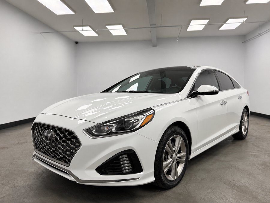 Used 2019 Hyundai Sonata Limited w/ Ultimate Package 04 FWD image 2