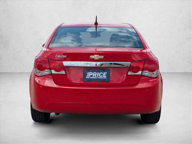 Used 2014 Chevrolet Cruze LS image 6
