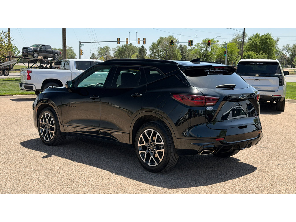 Certified 2025 Chevrolet Blazer RS FWD image 5