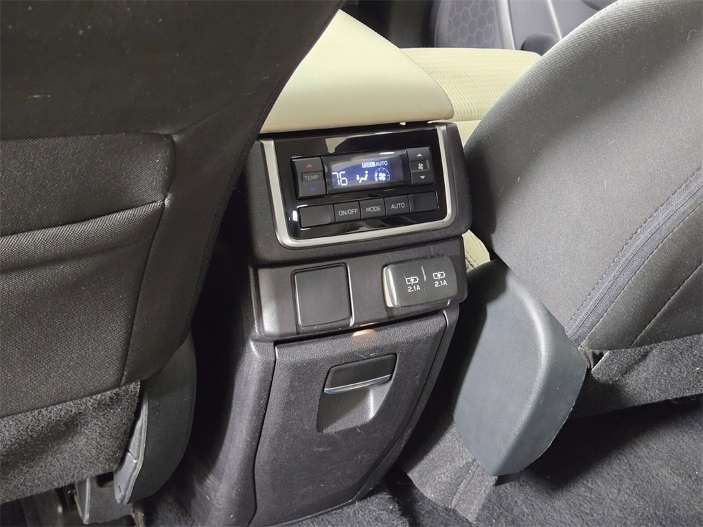 Certified 2021 Subaru Ascent Premium w/ Convenience Package image 16