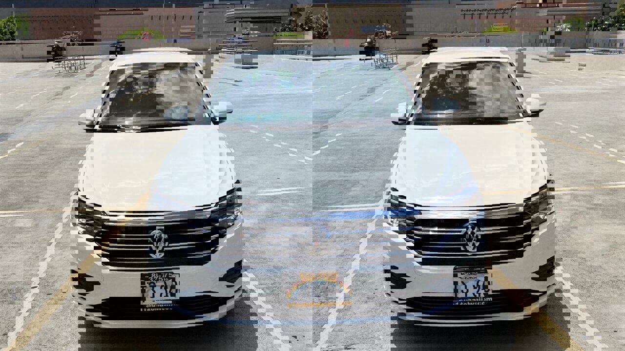 Used 2019 Volkswagen Jetta S w/ Driver Assistance Package FWD image 2