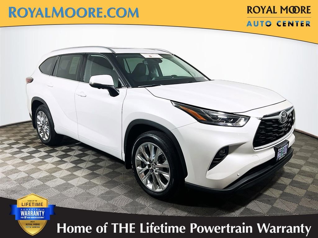 Certified 2025 Toyota Highlander Limited AWD/4WD image 1