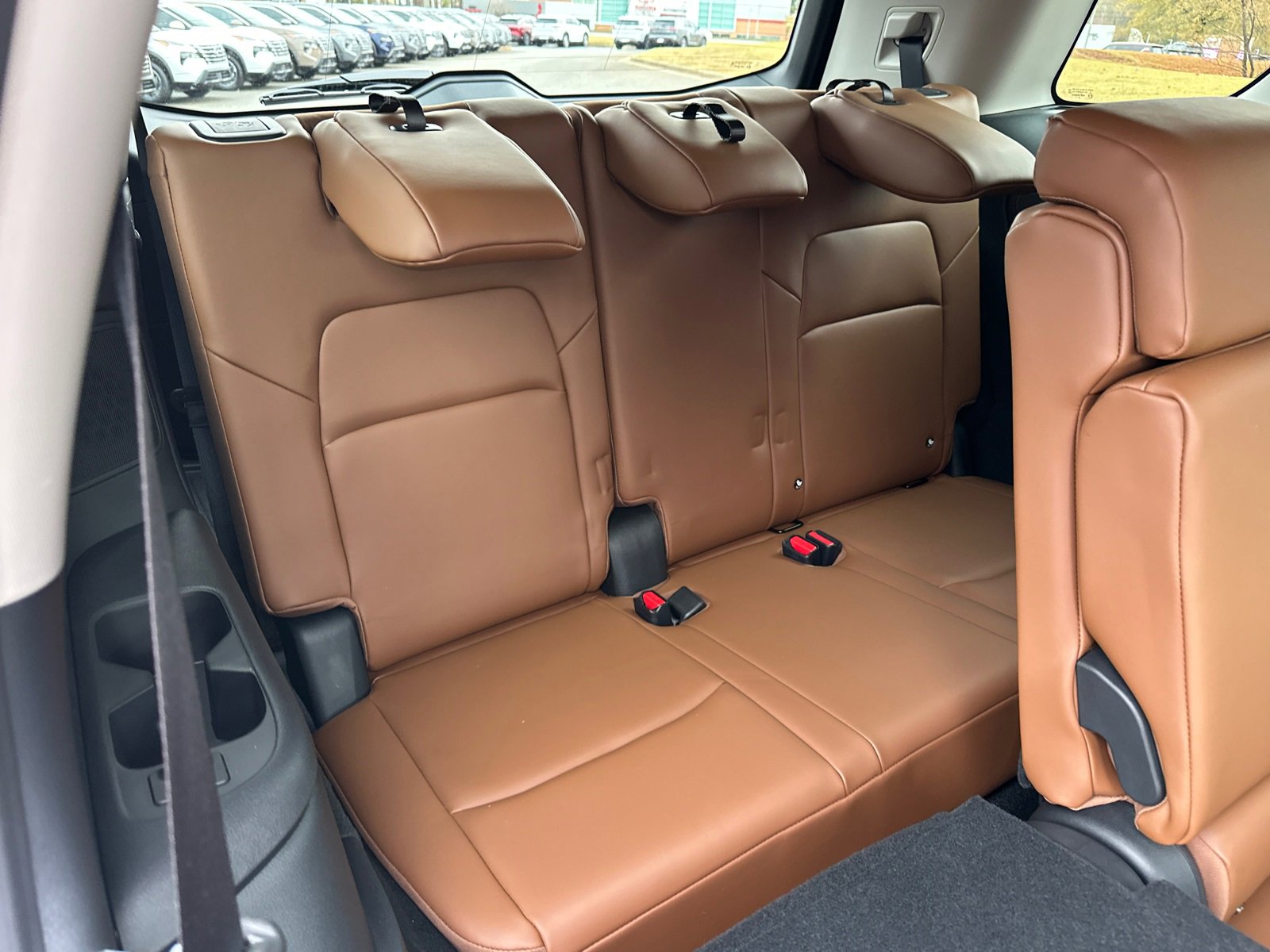 New 2025 Nissan Pathfinder Platinum w/ Cargo Package image 15