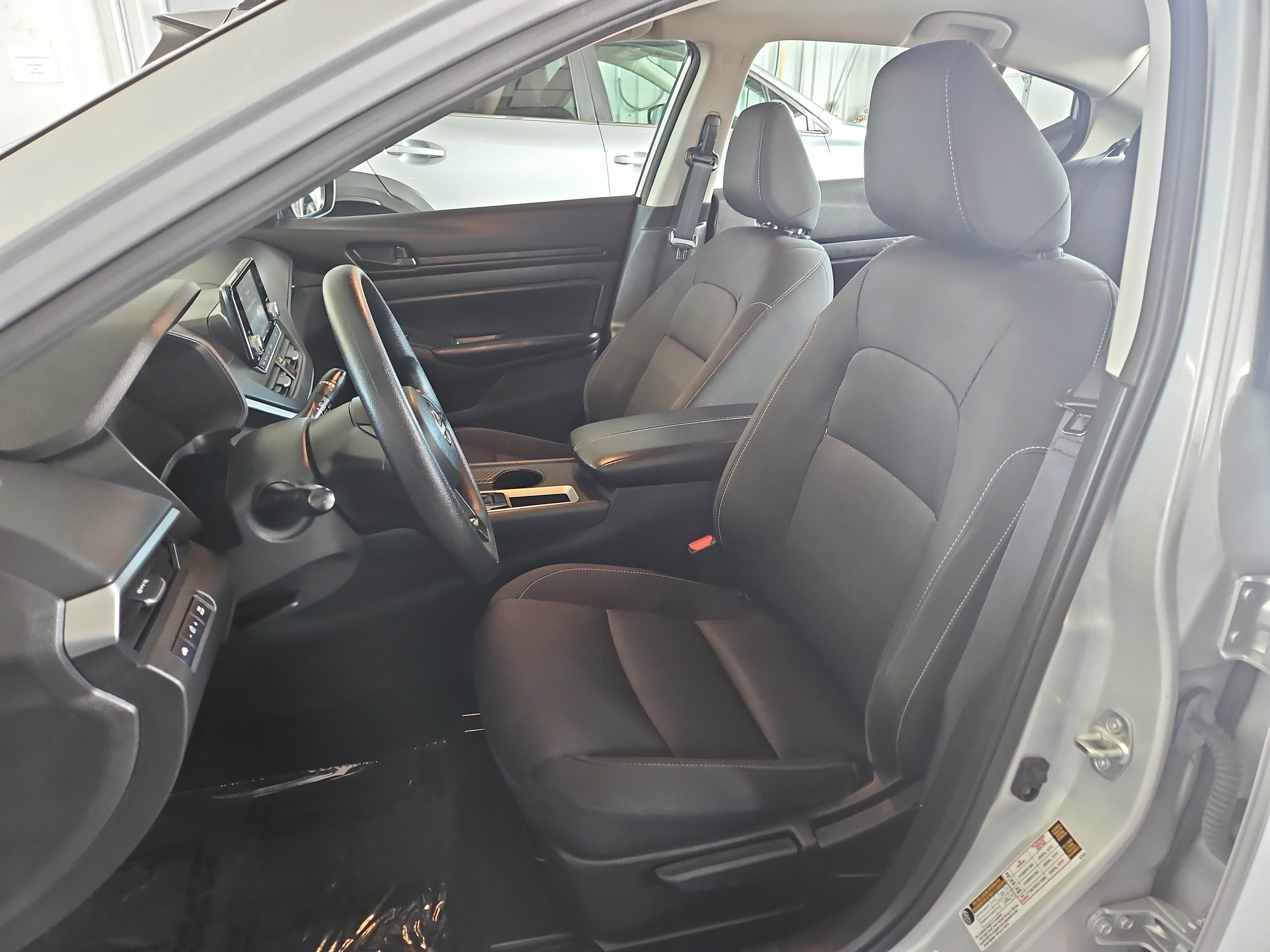 Used 2024 Nissan Altima 2.5 S image 15