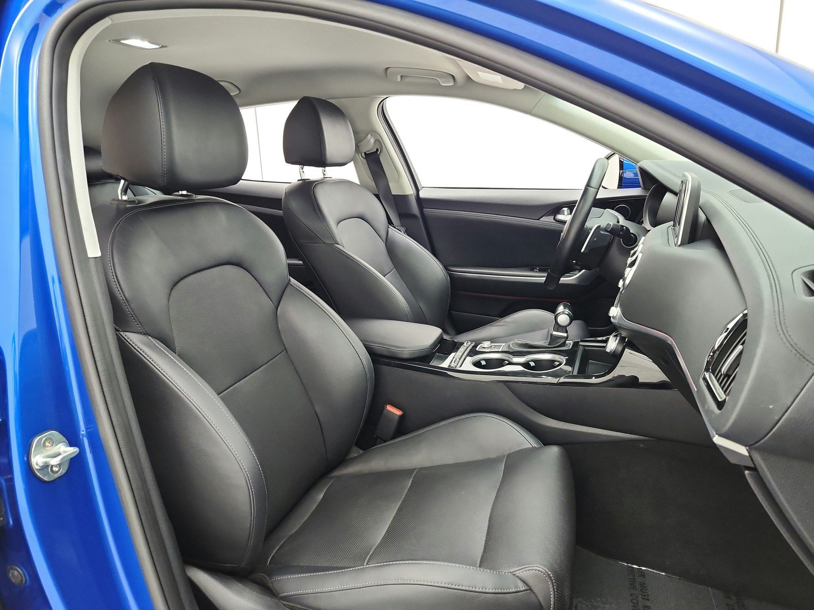 Used 2019 Kia Stinger RWD image 19