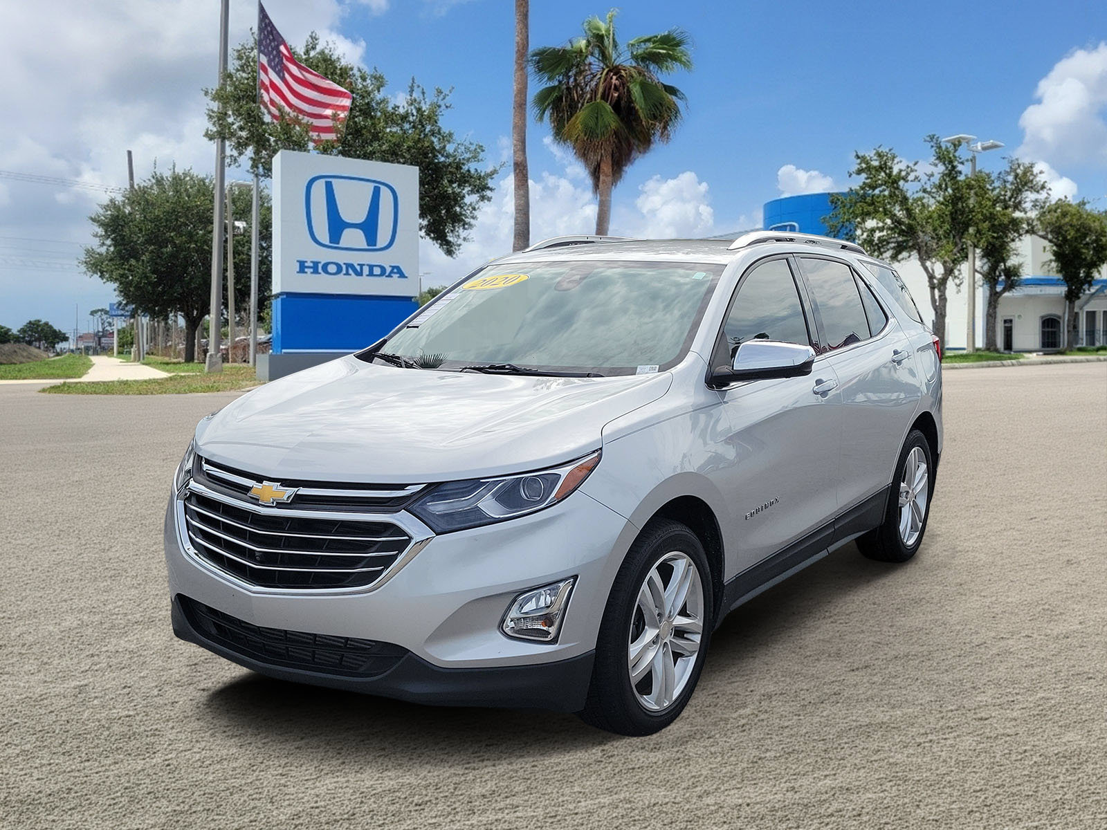 Used 2020 Chevrolet Equinox Premier FWD image 4
