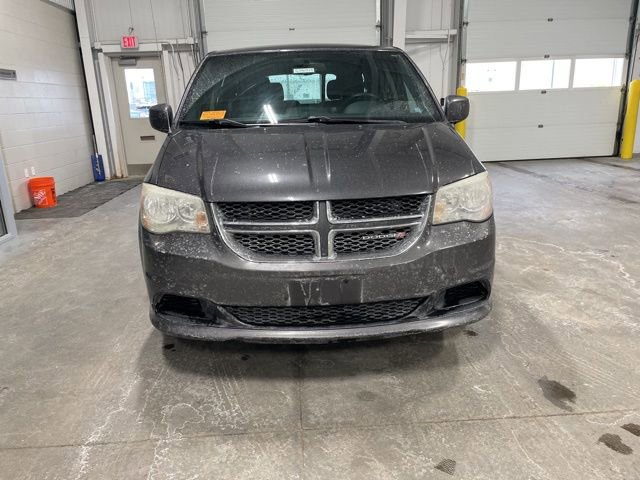Used 2014 Dodge Grand Caravan SE image 2