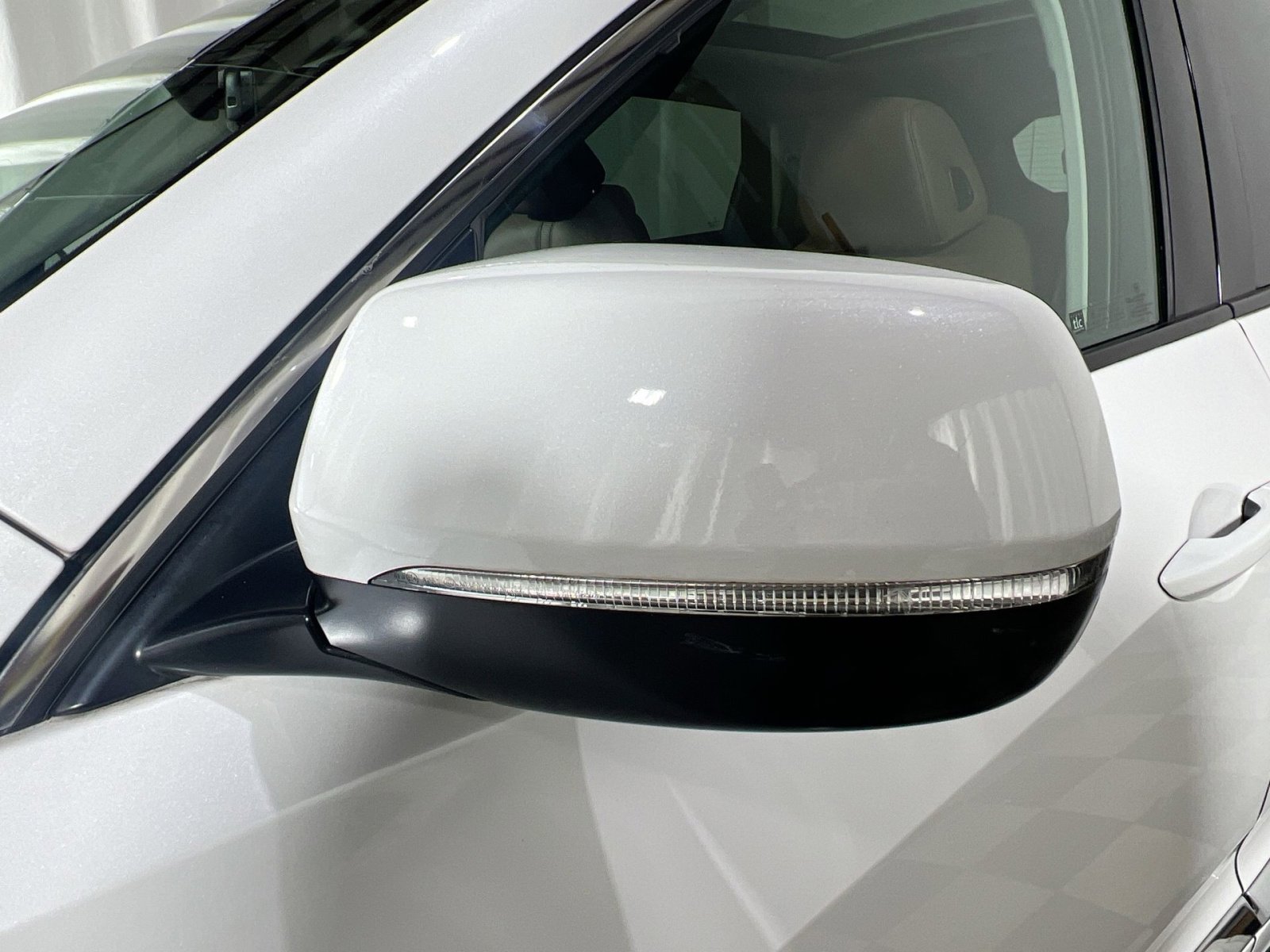 Used 2023 Acura RDX w/ Technology Package image 12