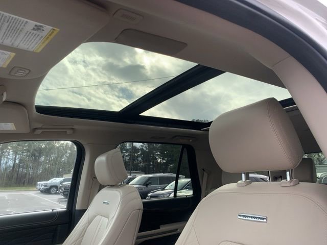 Used 2022 Ford Expedition Platinum AWD/4WD image 33