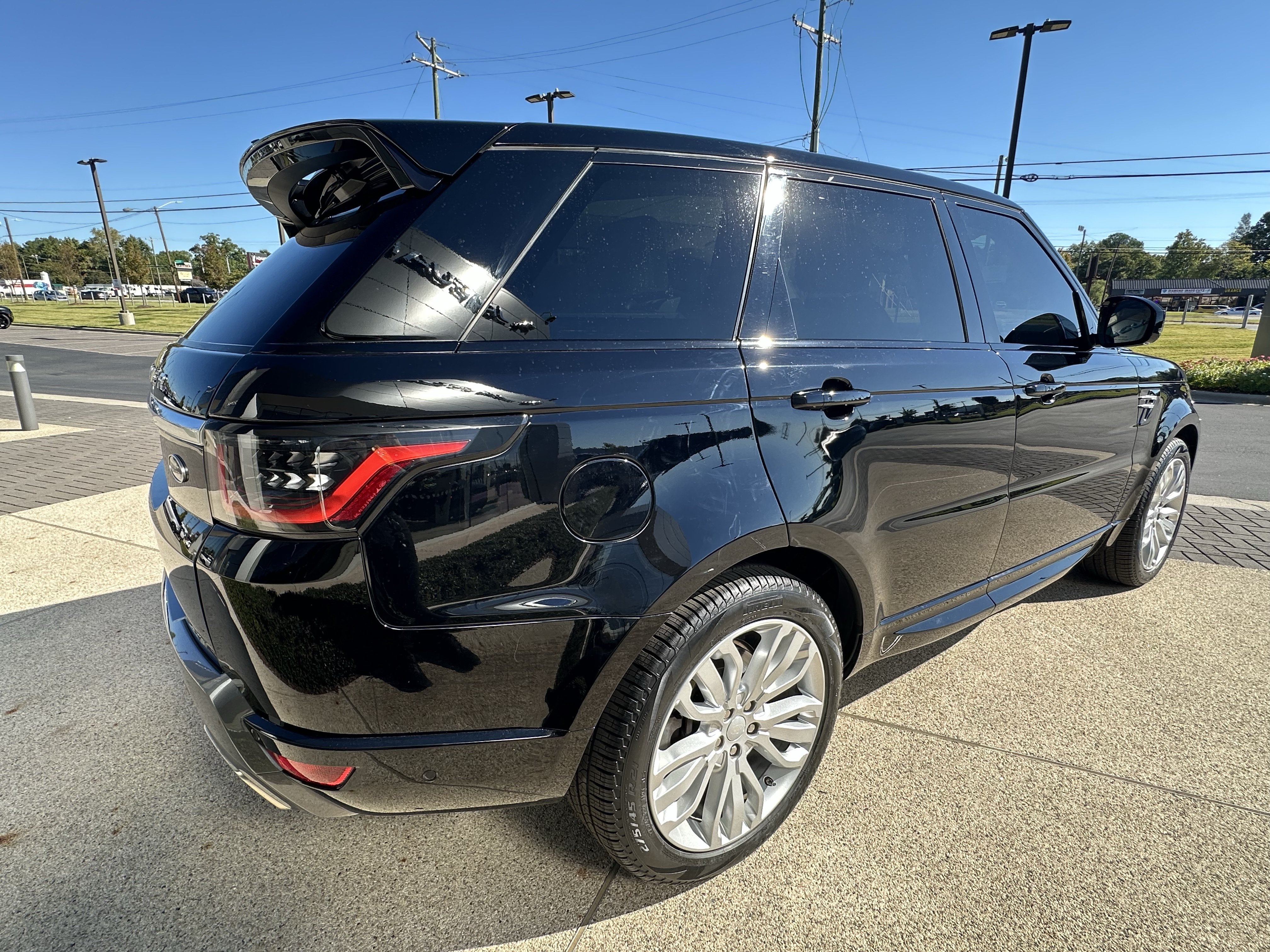 Used 2020 Land Rover Range Rover Sport HSE AWD/4WD image 7