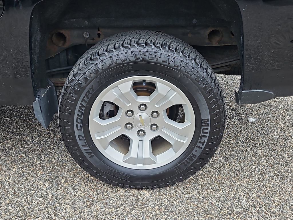 Used 2017 Chevrolet Silverado 1500 LT w/ All Star Edition image 8