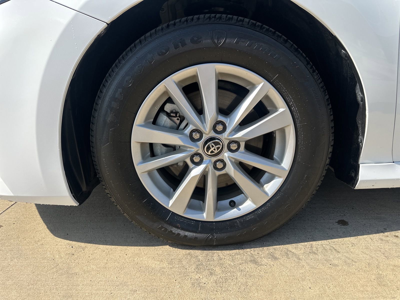 Used 2025 Toyota Camry LE image 10