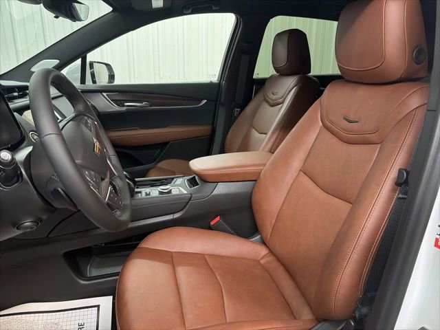 Used 2019 Cadillac XT5 Premium Luxury w/ Driver Assist Package image 14