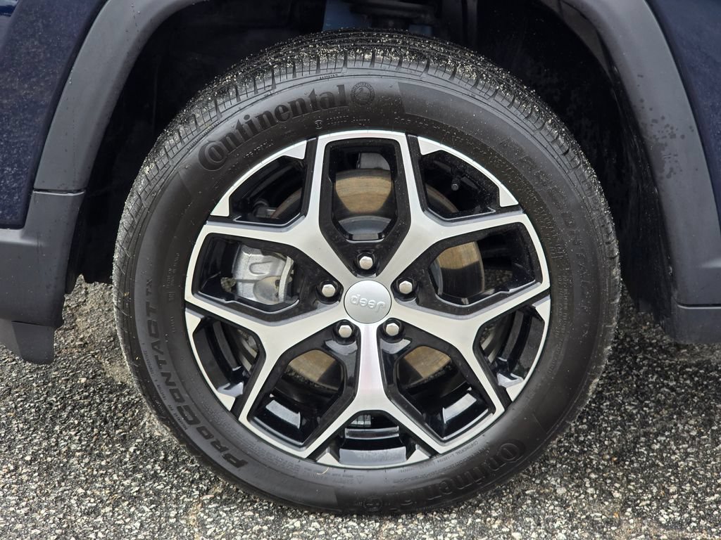 Used 2024 Jeep Compass Limited AWD/4WD image 13