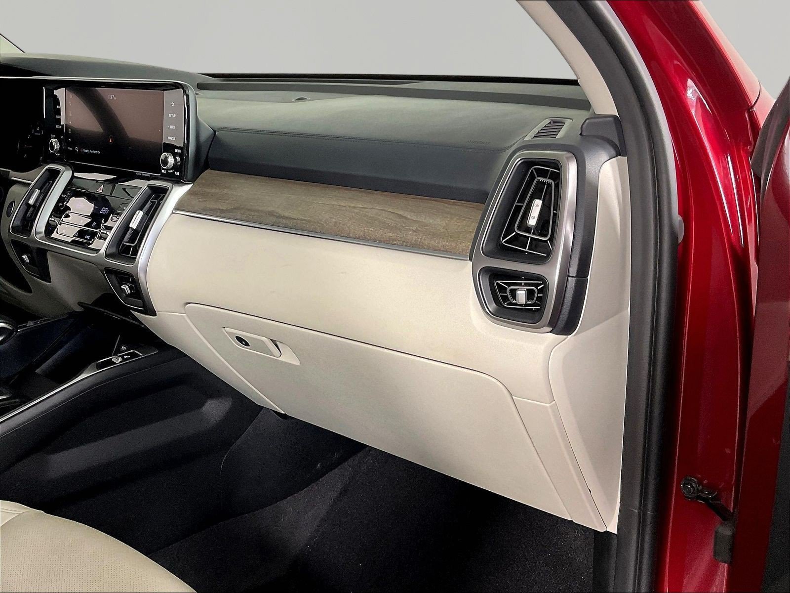 Used 2023 Kia Sorento EX w/ Panoramic Sunroof Package FWD image 27