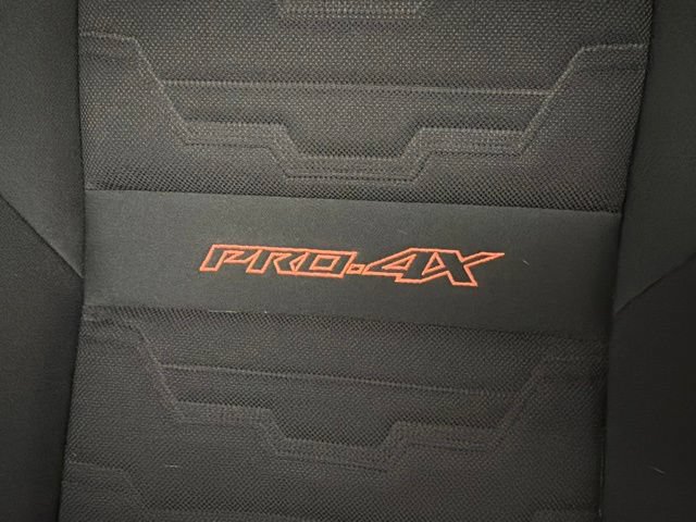 Used 2023 Nissan Frontier PRO-4X w/ Technology Package AWD/4WD image 10