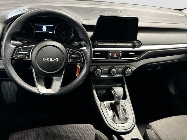 Used 2023 Kia Forte LXS w/ LXS Technology Package FWD image 19