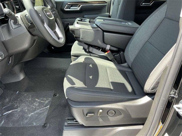 New 2026 GMC Sierra 1500 Elevation image 16