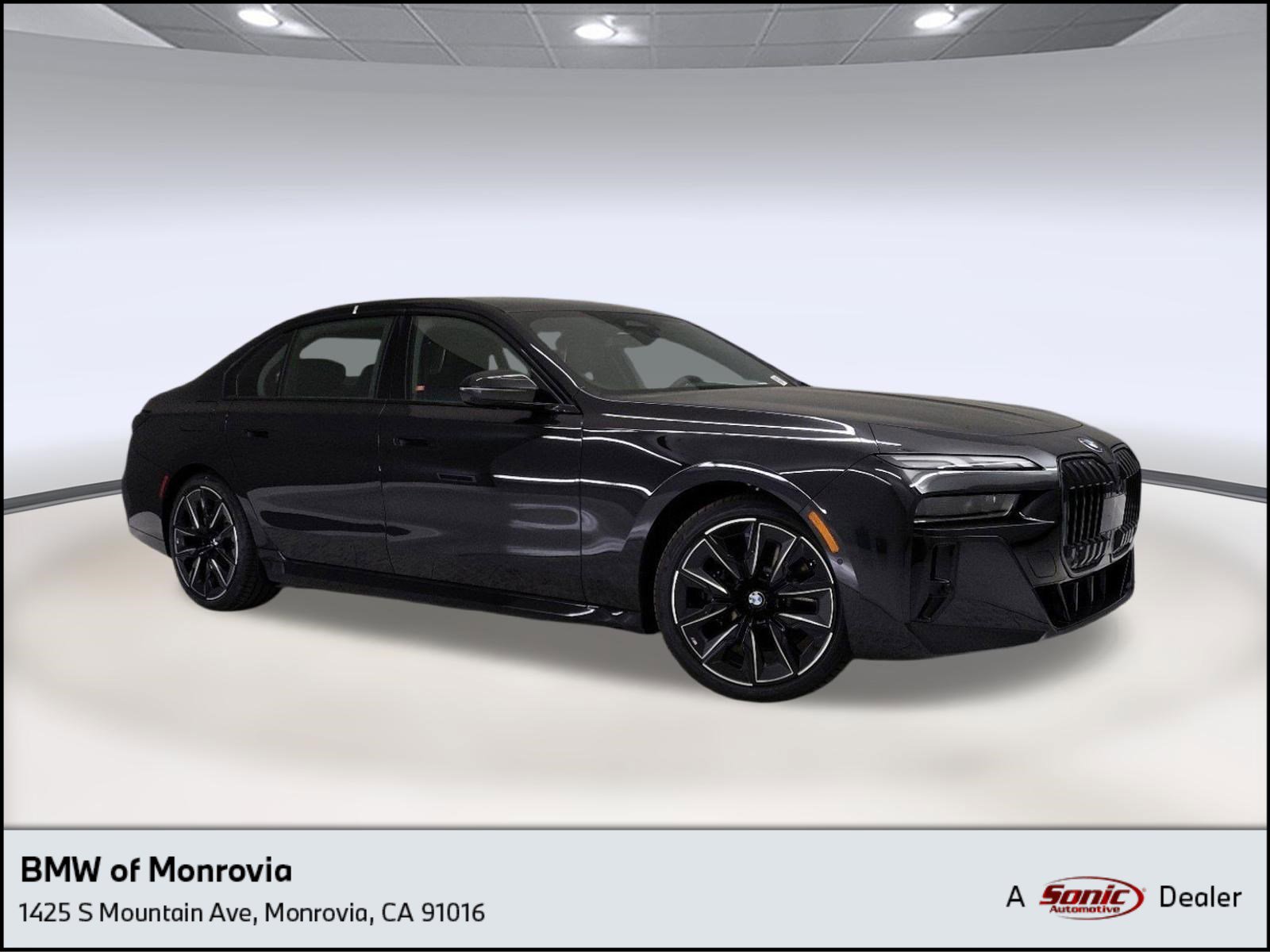 Used 2025 BMW i7 eDrive50 w/ M Sport Package RWD image 1
