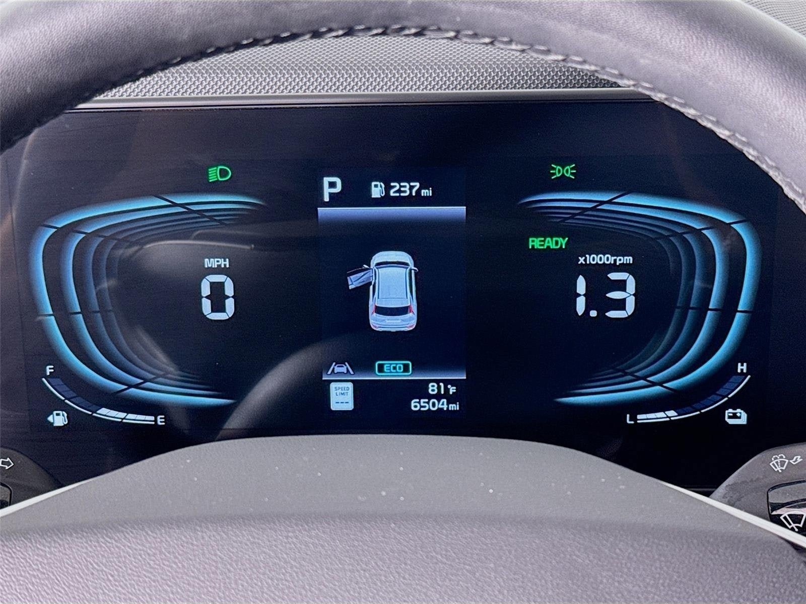 Certified 2023 Kia Niro EX Touring FWD image 13