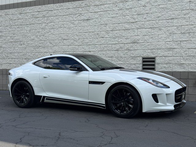 Used 2016 Jaguar F-TYPE Coupe RWD image 4