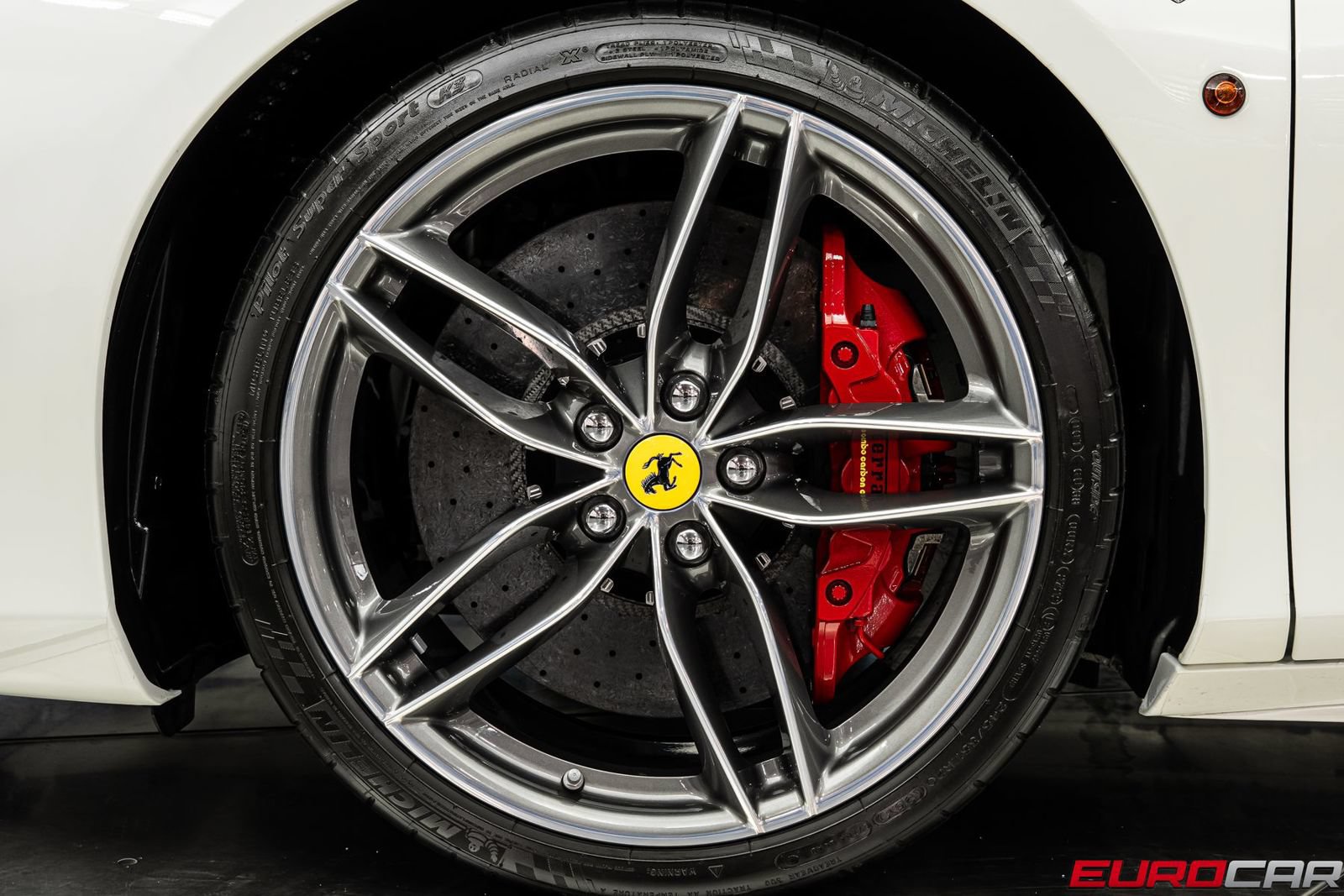 Used 2019 Ferrari 488 Spider RWD image 26