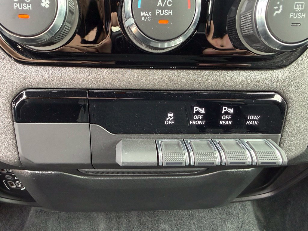 Used 2026 RAM 1500 Express RWD image 8